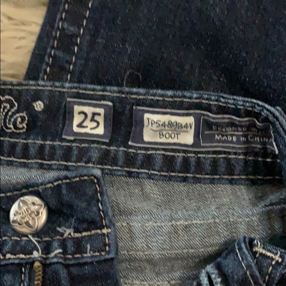 Jeans - Picture 6 of 7